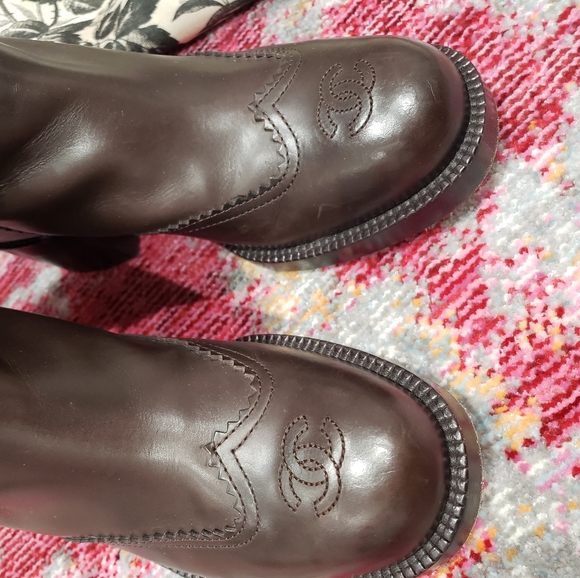 Chanel Limited Edition Runway Boots - Picture 11 of 13